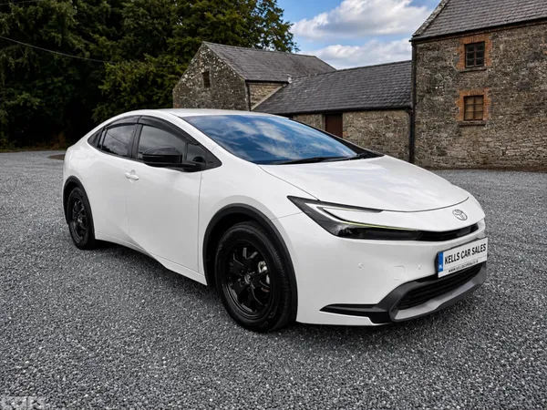 Toyota Prius Saloon, Petrol Hybrid, 2023, White