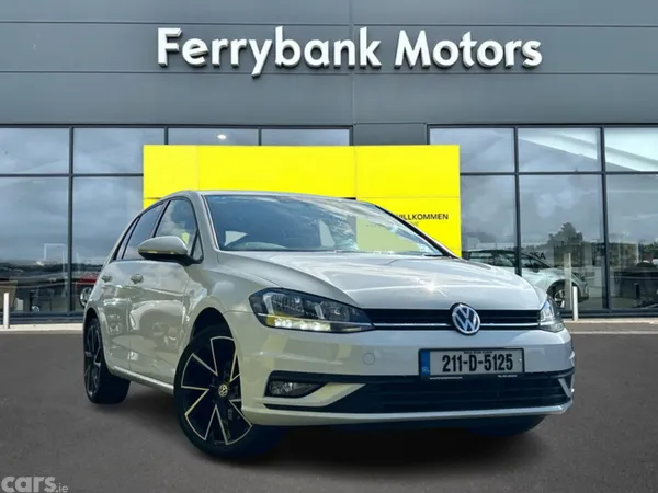 Volkswagen Golf Hatchback, Petrol, 2021, White