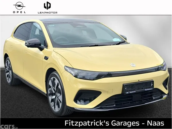 Leapmotor B05 Hatchback, Electric, 2026, Yellow