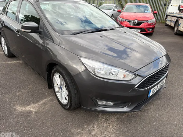 Ford Focus Saloon, Petrol, 2016, Grey