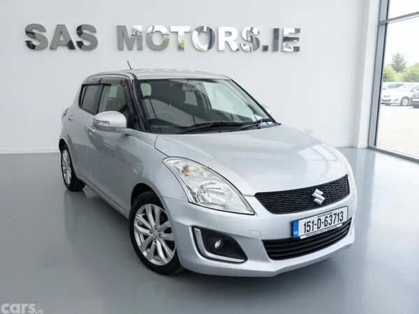 Suzuki Swift Hatchback, Petrol, 2015, Silver