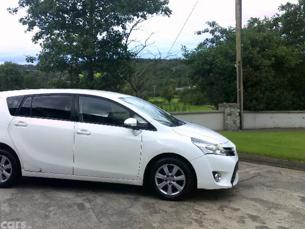 Toyota Verso MPV, Diesel, 2015, White