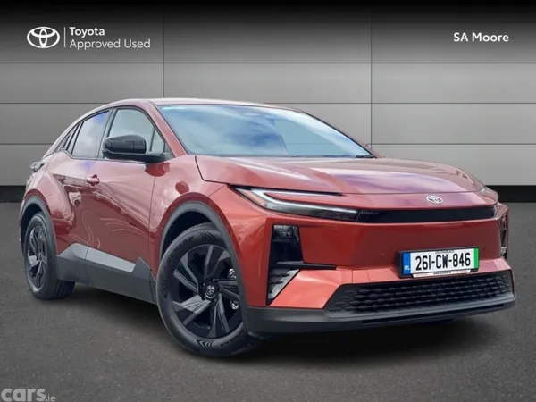 Toyota C-HR Estate, Electric, 2026, Brown