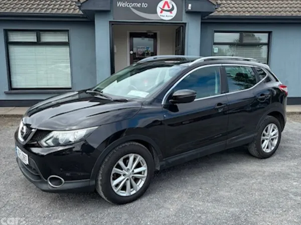 Nissan Qashqai Hatchback, Diesel, 2016, Black