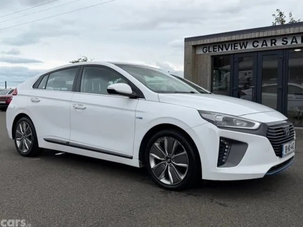 Hyundai IONIQ Hatchback, Petrol Hybrid, 2018, White