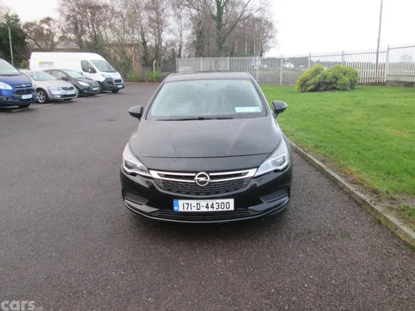 Opel Astra Hatchback, Diesel, 2017, Black