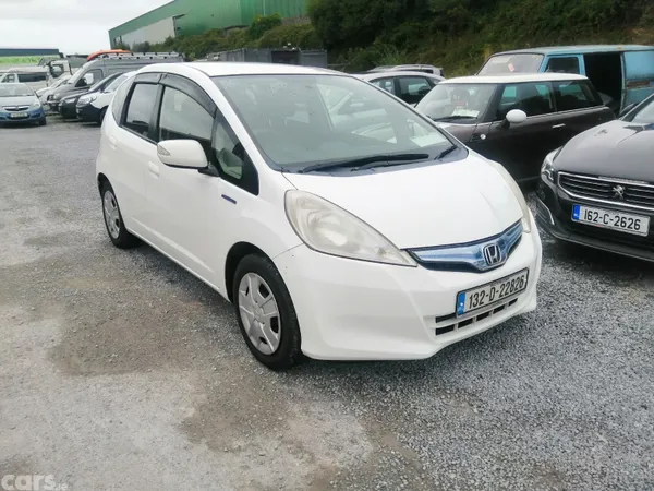 Honda Fit Hatchback, Petrol Hybrid, 2013, White