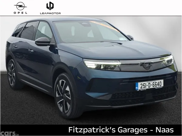 Opel Grandland SUV, Petrol Hybrid, 2025, Green