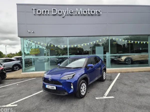 Toyota Yaris Cross SUV, Petrol Hybrid, 2021, Blue