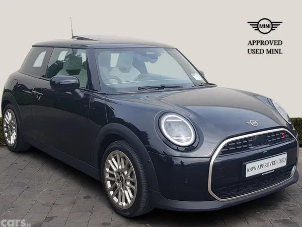 Mini Cooper Hatchback, Petrol, 2025, Black
