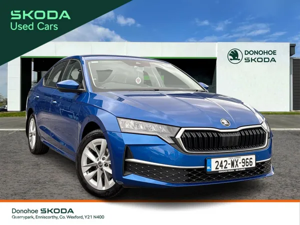Skoda Octavia Saloon, Diesel, 2024, Blue
