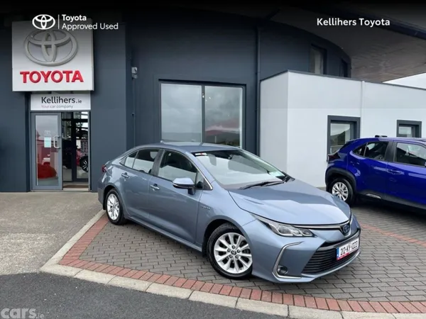 Toyota Corolla Saloon, Petrol Hybrid, 2021, Grey