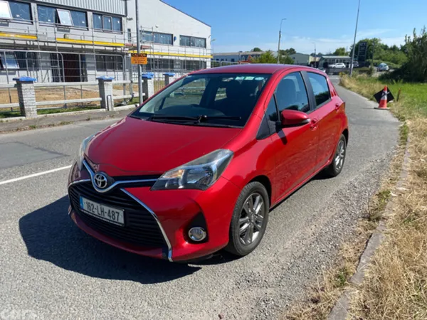 Toyota Yaris Hatchback, Diesel, 2016, Red