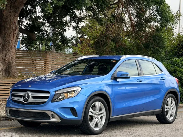 Mercedes-Benz GLA Hatchback, Petrol, 2016, Blue