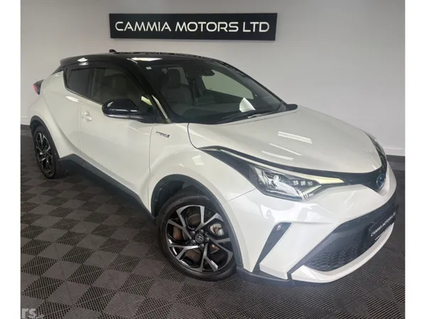 Toyota C-HR SUV, Petrol Hybrid, 2020, White