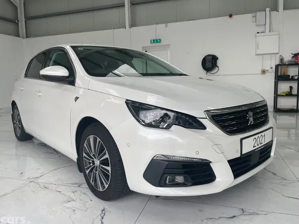 Peugeot 308 Hatchback, Diesel, 2021, White