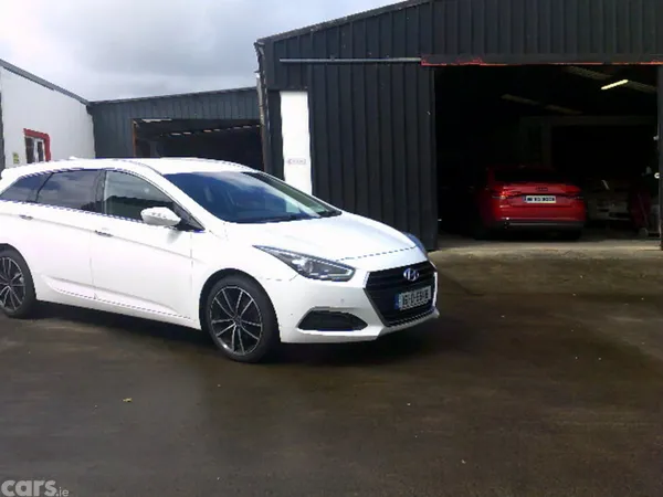 Hyundai i40 Estate, Diesel, 2016, White