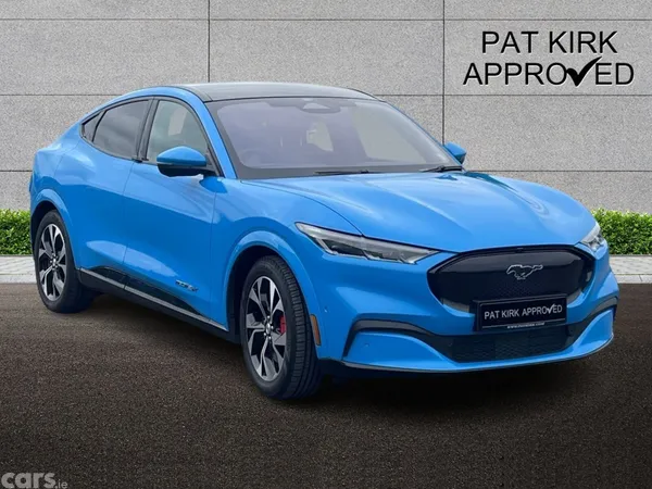 Ford Mustang Mach-E Hatchback, Electric, 2021, Blue