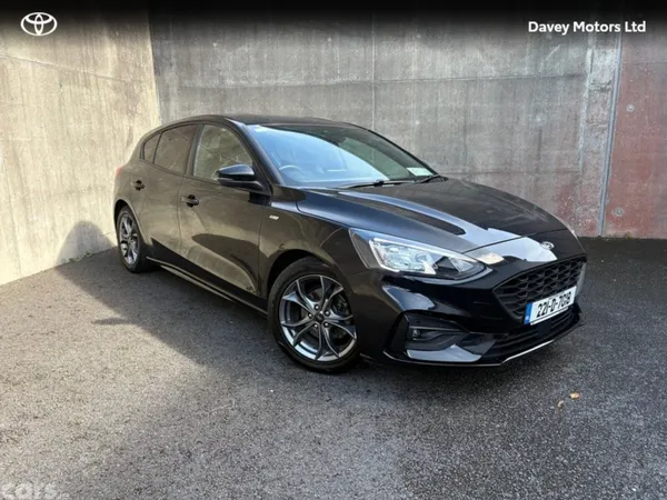 Ford Focus Hatchback, Petrol Hybrid, 2022, Black