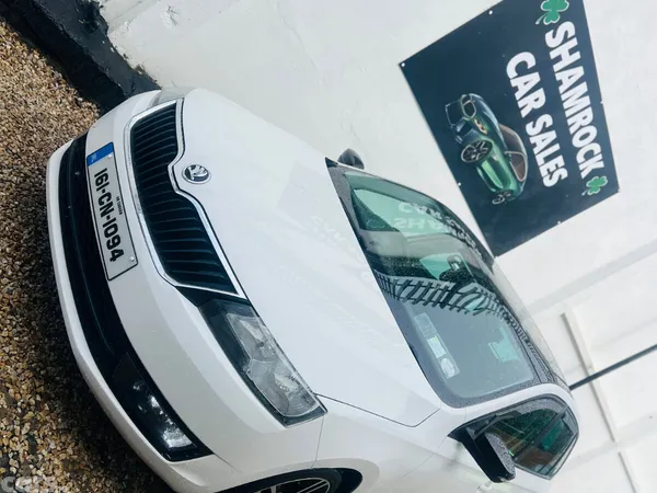 Skoda Rapid Hatchback, Diesel, 2016, White