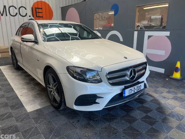 Mercedes-Benz E-Class Saloon, Electric, 2017, White