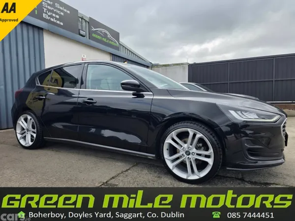 Ford Focus Hatchback, Petrol, 2023, Black