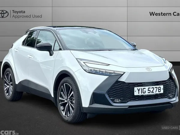 Toyota C-HR SUV, Petrol Hybrid, 2026, White