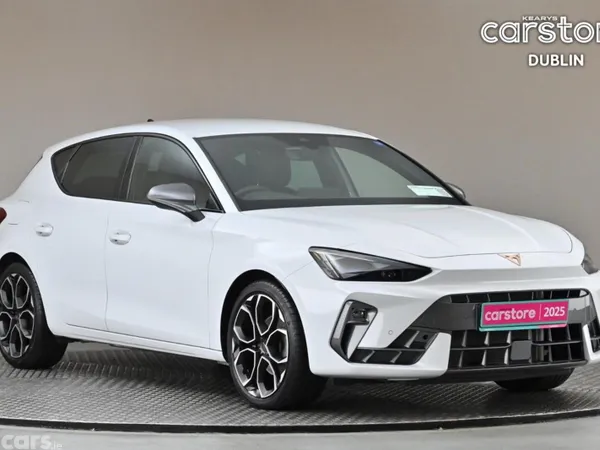 Cupra Leon Hatchback, Petrol, 2025, White