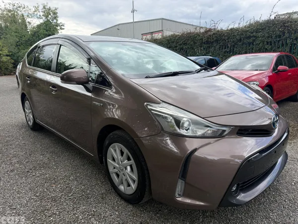 Toyota Prius Estate, Petrol Hybrid, 2015, Brown