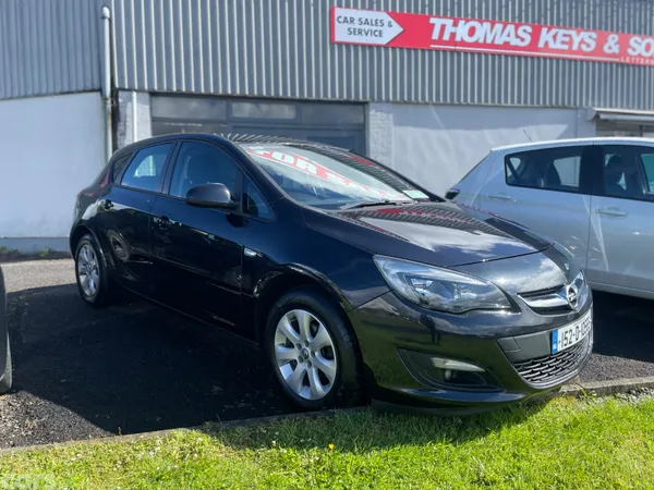 Opel Astra Hatchback, Diesel, 2015, Black