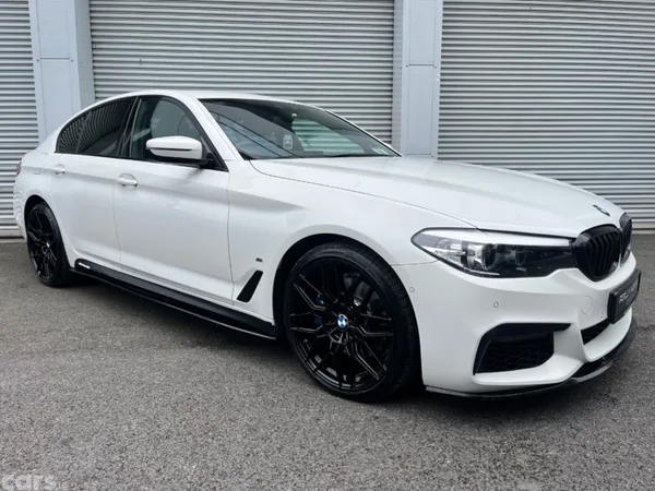 BMW 5-Series Saloon, Petrol Plug-in Hybrid, 2020, White