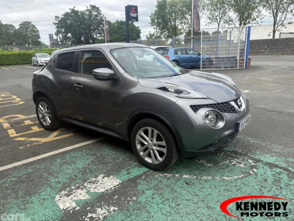 Nissan Juke Hatchback, Petrol, 2015, Grey