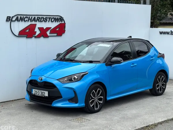 Toyota Yaris Hatchback, Petrol Hybrid, 2020, Blue