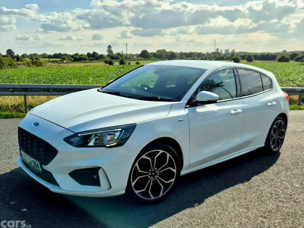 Ford Focus Hatchback, Diesel, 2019, White