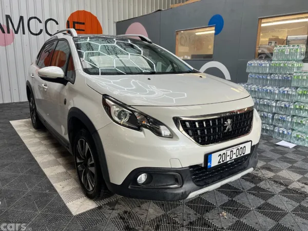 Peugeot 2008 SUV, Petrol, 2020, Red