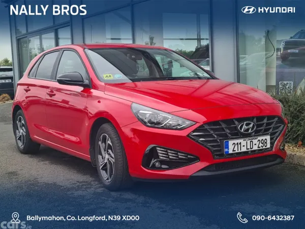 Hyundai i30 Hatchback, Petrol, 2021, Red