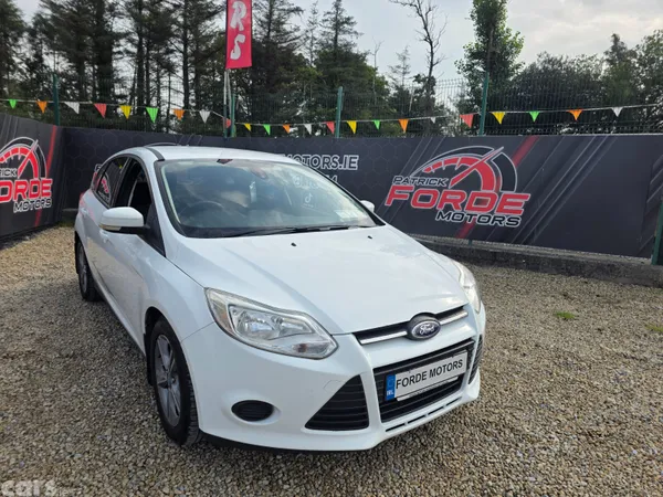 Ford Focus Hatchback, Diesel, 2014, White