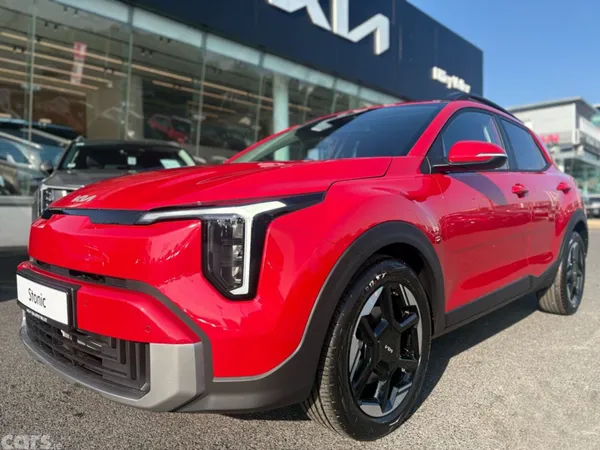 Kia Stonic Hatchback, Petrol, 2027, Red