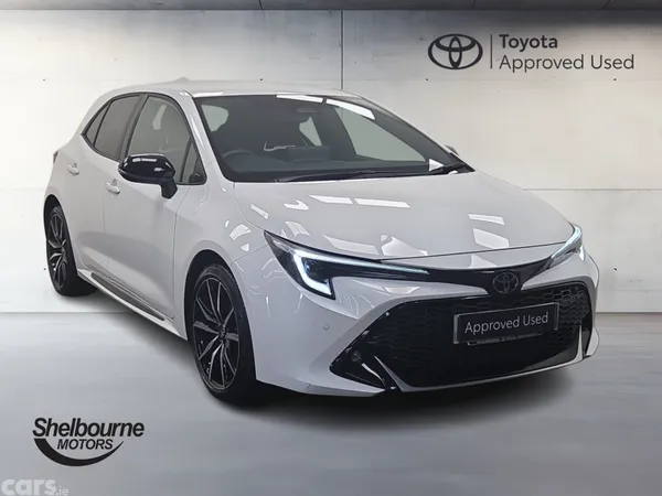 Toyota Corolla Hatchback, Petrol Hybrid, 2023, White