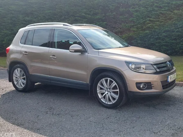 Volkswagen Tiguan SUV, Diesel, 2016, Brown
