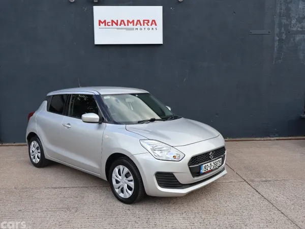 Suzuki Swift Hatchback, Petrol, 2019, Silver