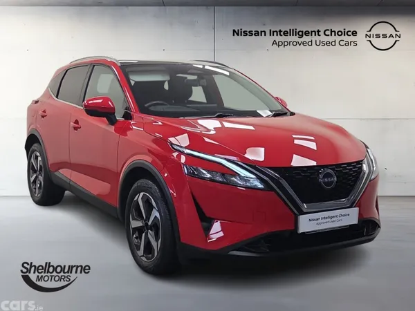 Nissan Qashqai Hatchback, Petrol, 2023, Red