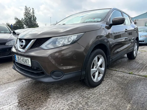 Nissan Qashqai SUV, Diesel, 2017, Brown