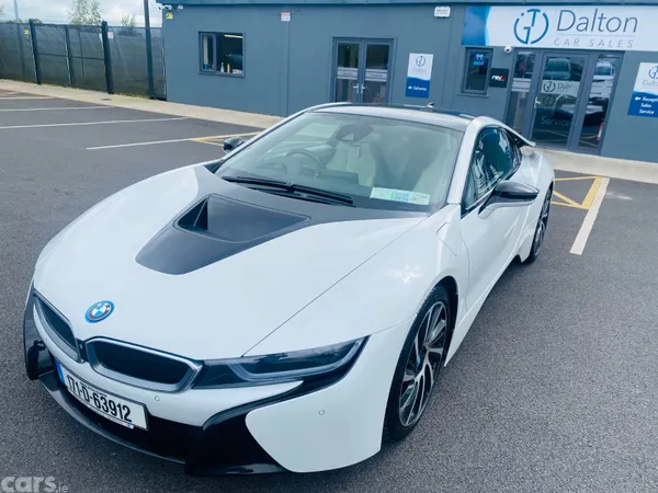 BMW i8 Coupe, Petrol Plug-in Hybrid, 2017, White