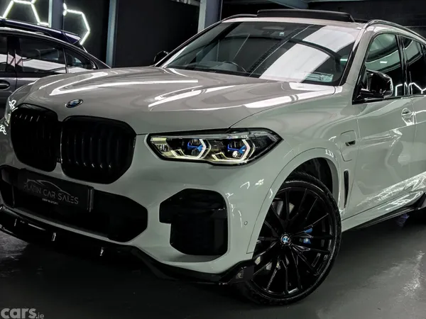 BMW X5 SUV, Petrol Plug-in Hybrid, 2022, White