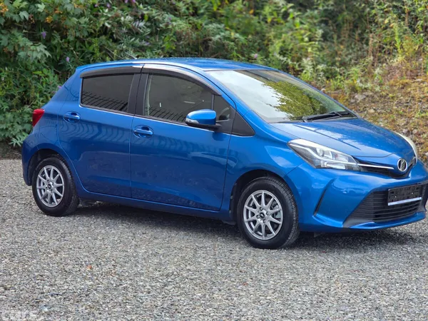 Toyota Vitz Hatchback, Petrol, 2015, Blue