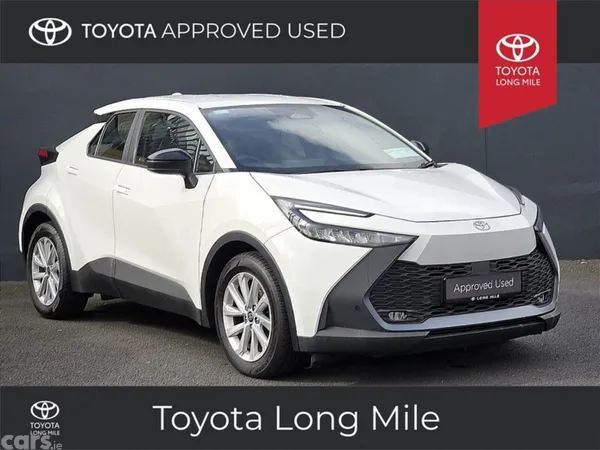 Toyota C-HR SUV, Petrol Hybrid, 2024, White