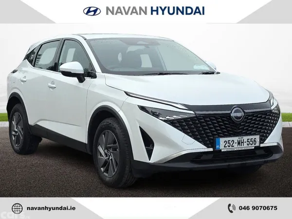 Nissan Qashqai MPV, Petrol, 2025, White