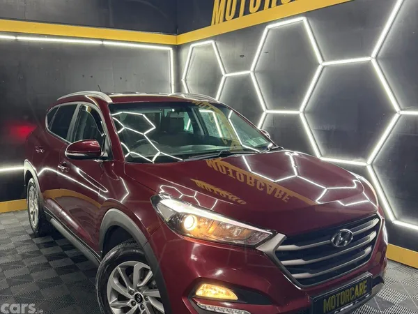 Hyundai Tucson SUV, Diesel, 2016, Red