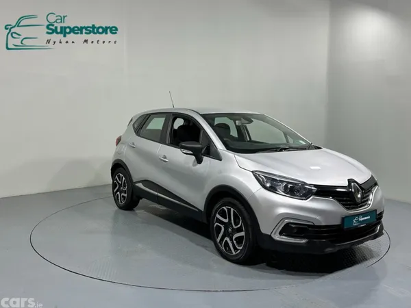 Renault Captur Hatchback, Petrol, 2018, Silver